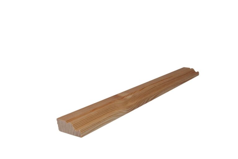 18 mm x 45 mm Scheuerleiste Kiefer ästig mit kleinem Karniesprofil (Bild 1)