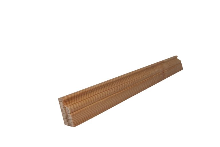 18 mm x 45 mm Scheuerleiste Kiefer ästig mit kleinem Karniesprofil (Bild 2)