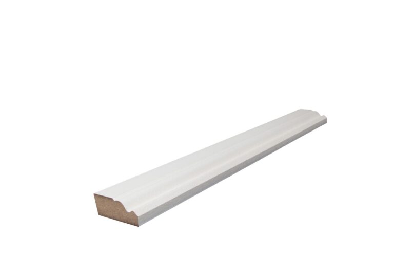 19 mm x 48 mm Scheuerleiste MDF weiß grundiert mit kleinem Karniesprofil (Bild 1)