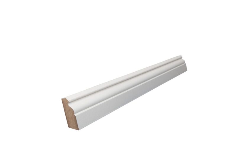 19 mm x 48 mm Scheuerleiste MDF weiß grundiert mit kleinem Karniesprofil (Bild 2)