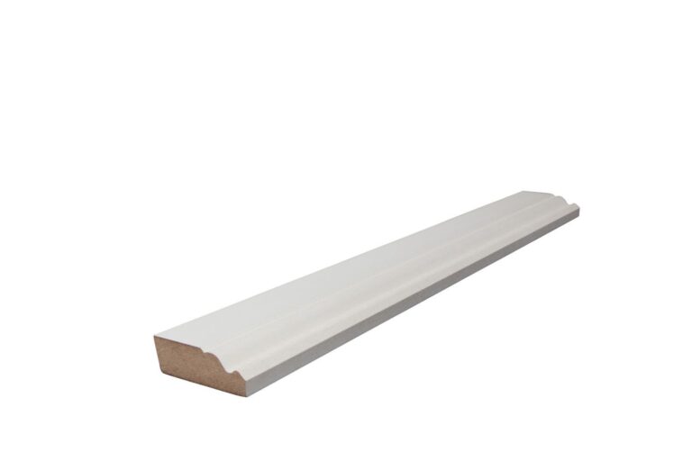 19 mm x 58 mm Scheuerleiste MDF weiß grundiert mit kleinem Karniesprofil (Bild 1)
