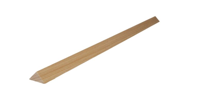 20 mm x 20 mm Dreikantleiste Kiefer (Bild)
