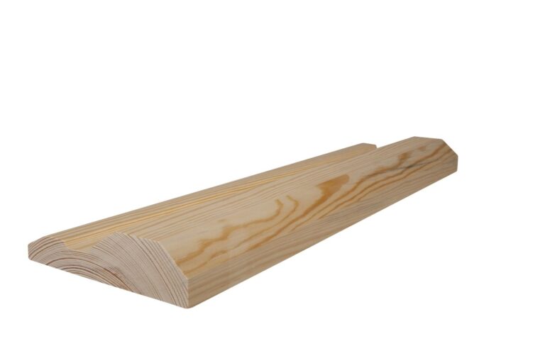 38 mm x 150 mm Türbekleidung Sockelstück Kiefer (Bild 1)